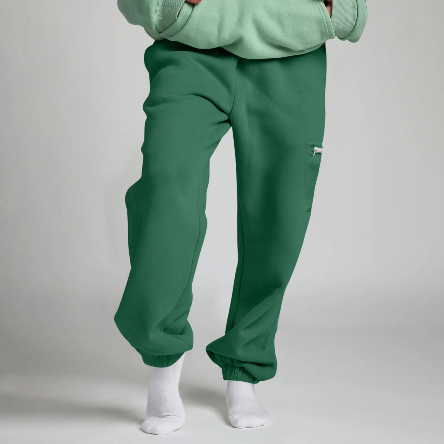 AeroHood™ Travel Pullover