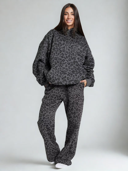 UrbanCamo Hoodie™ — Premium Comfort Meets Urban Style