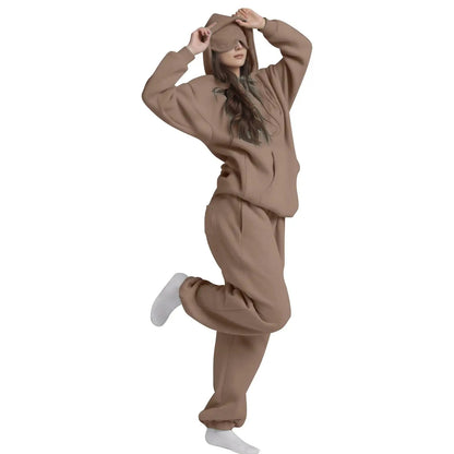 AeroHood™ Travel Pullover