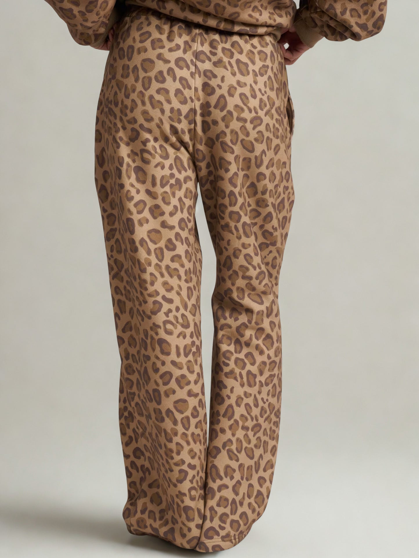 UrbanCamo Hoodie™ — Premium Comfort Meets Urban Style