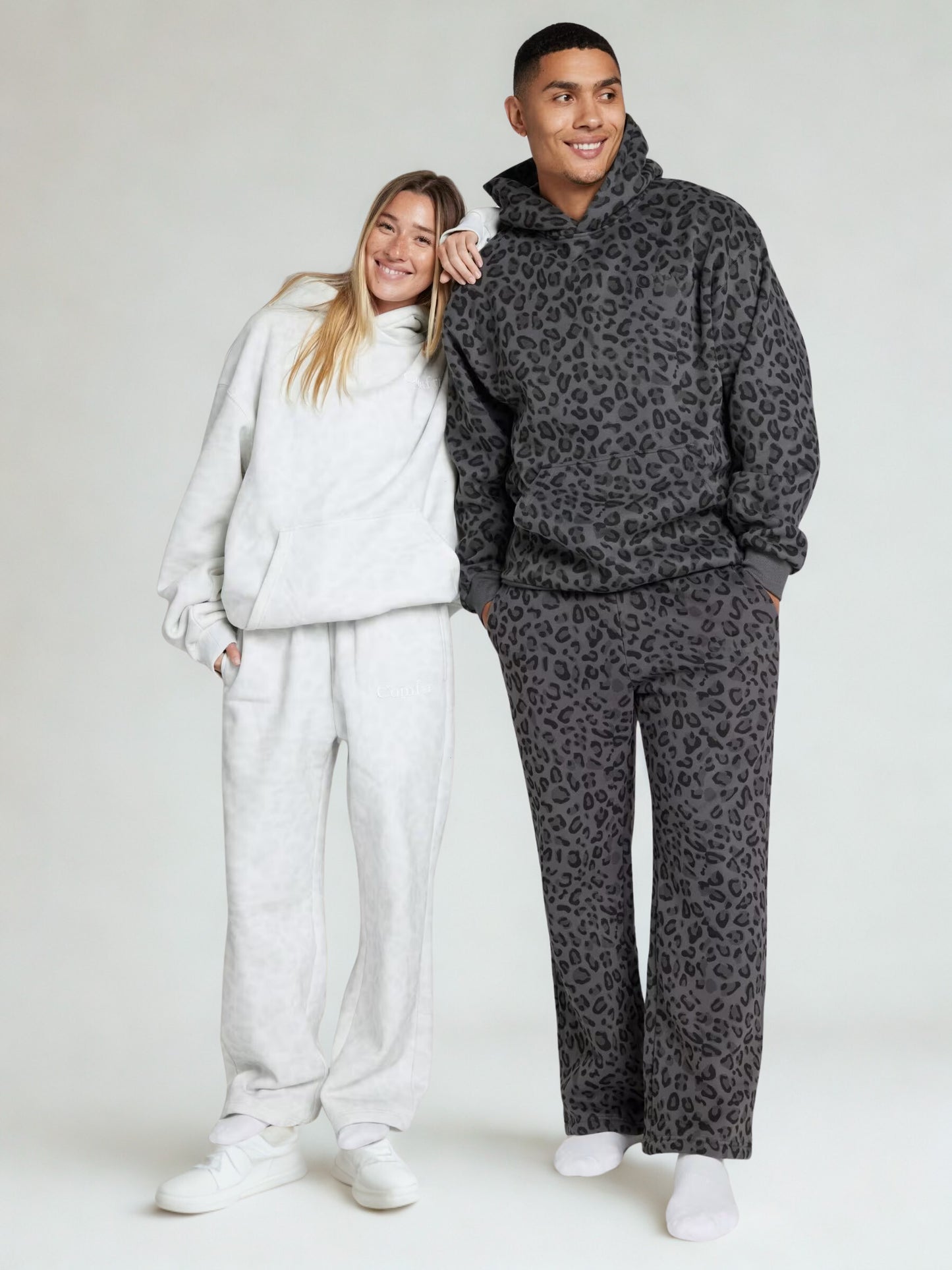 UrbanCamo Hoodie™ — Premium Comfort Meets Urban Style