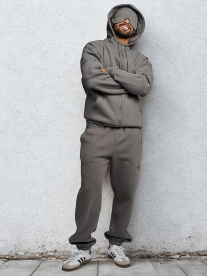 AeroHood™ Travel Pullover